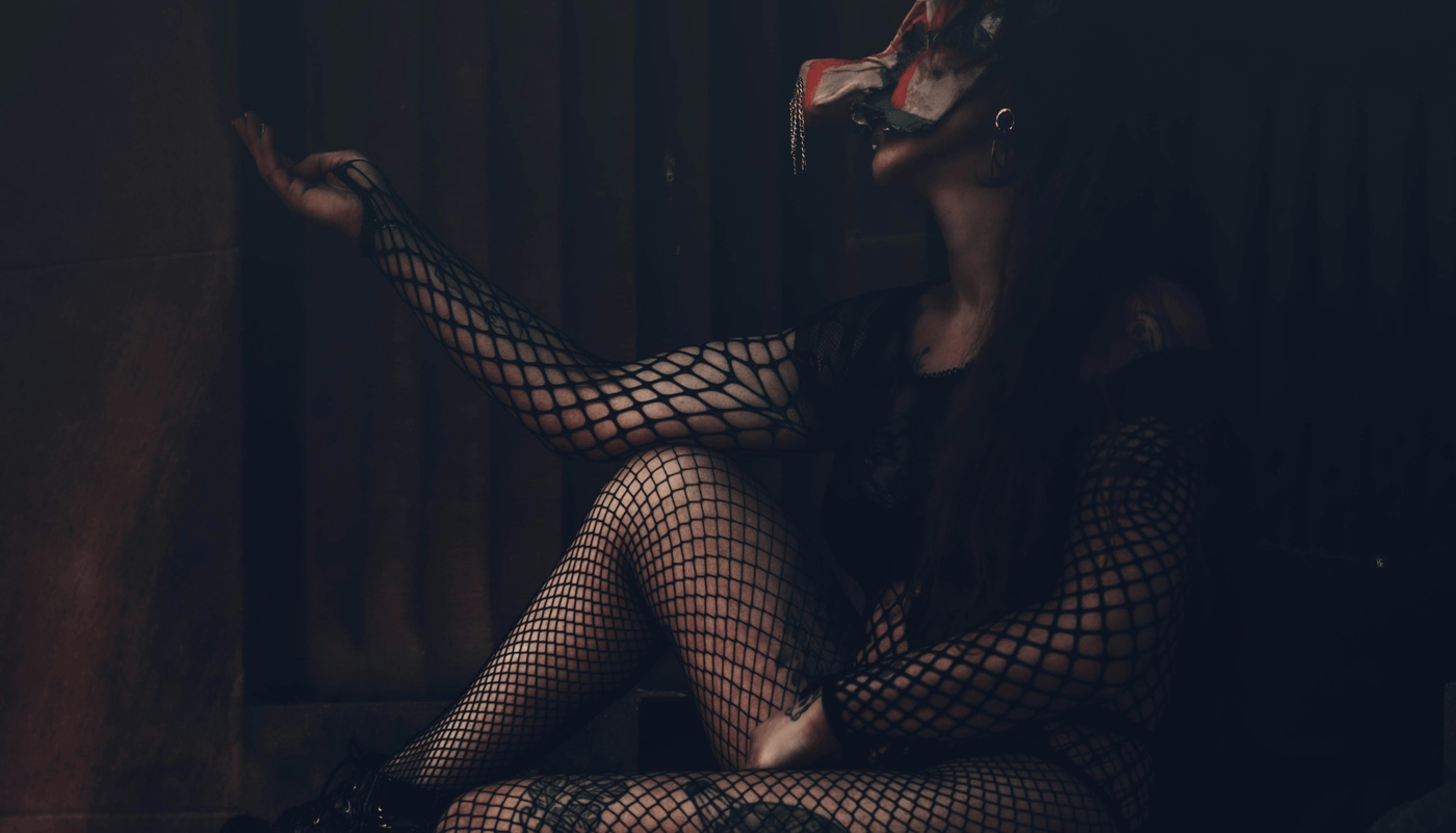 Πώς να συνδυάζετε γοτθικούς κορσέδες για κάθε περίσταση; - Castle Gothic