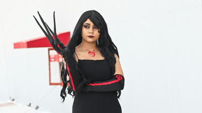 Από τη σκηνή της συναυλίας μέχρι την καφετέρια – παντελόνι που ταιριάζει σε κάθε περίσταση