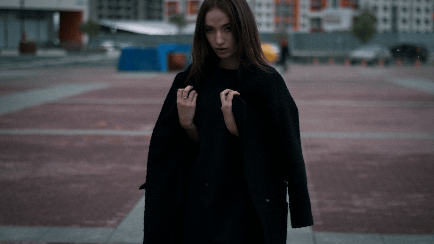 Πώς να επιλέξετε ένα γοτθικό παλτό για τον χειμώνα – οδηγός για στυλ και υφάσματα - Castle Gothic