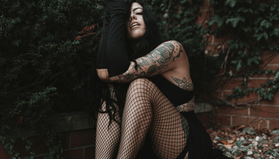 Πώς να φορέσεις γοτθικό παντελόνι στις καθημερινές σου εμφανίσεις;